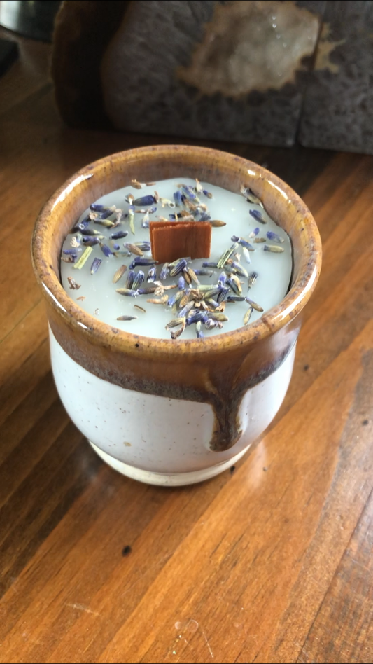 Lavender Vanilla Pottery Candle